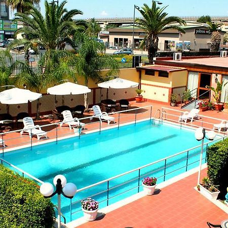Hotel La Villa مستربيانكو المظهر الخارجي الصورة