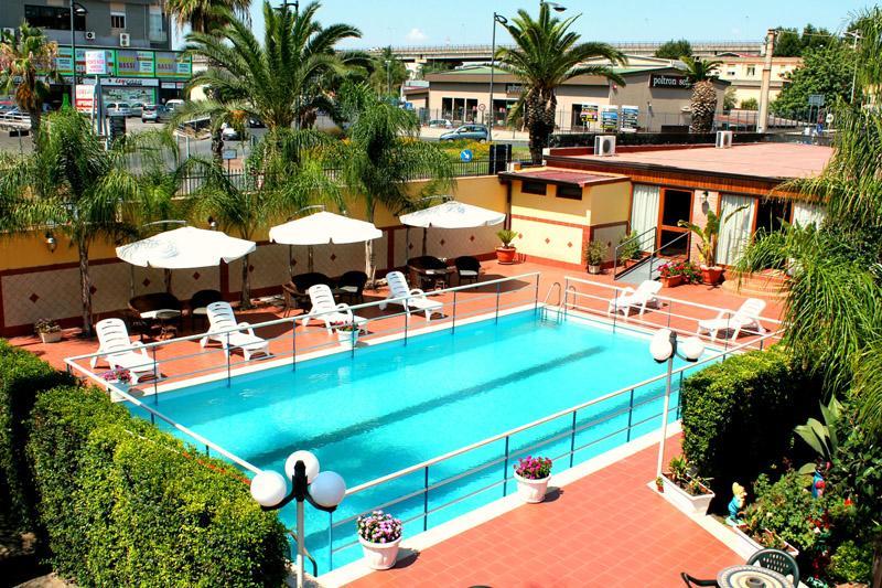 Hotel La Villa مستربيانكو المظهر الخارجي الصورة